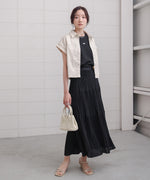 プリーツスカート