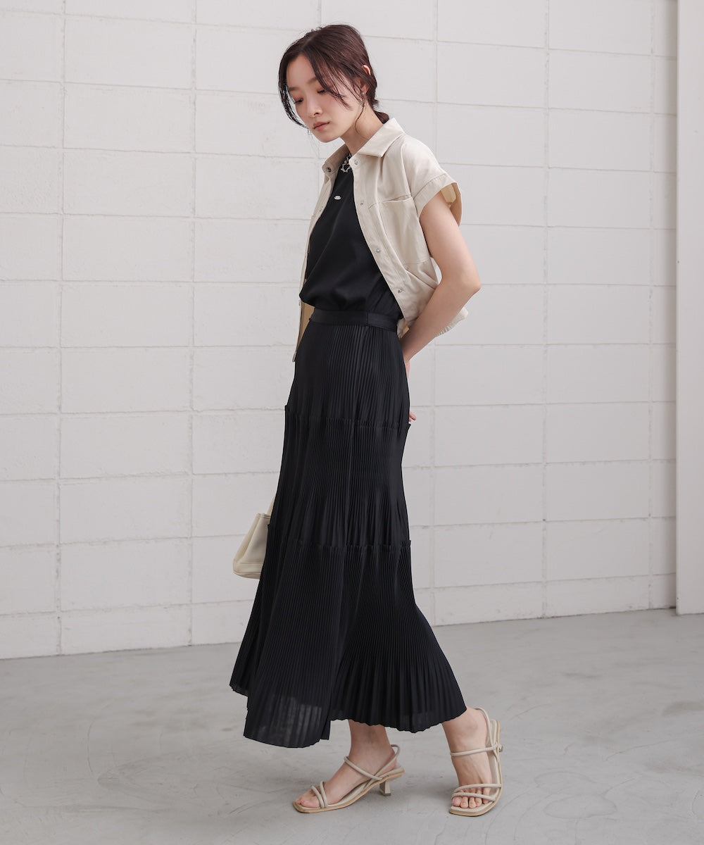 プリーツスカート