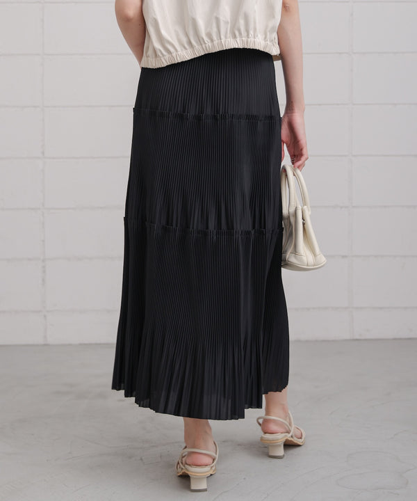 プリーツスカート