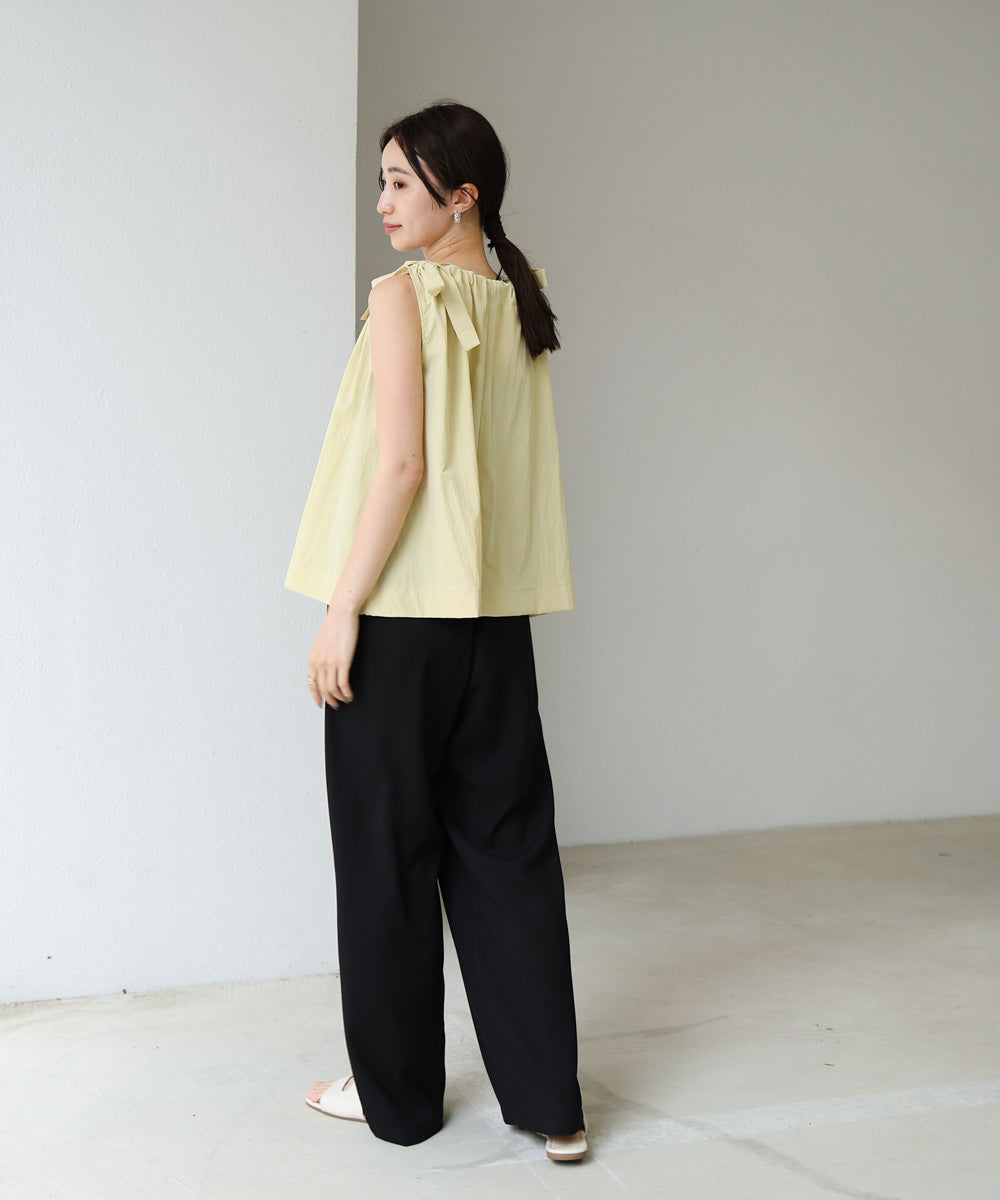 ショルダーリボンデザインブラウス