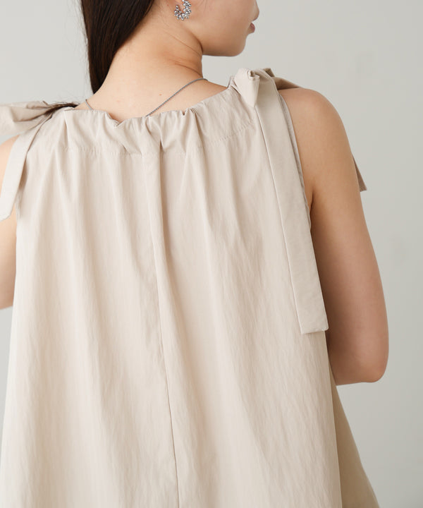 ショルダーリボンデザインブラウス