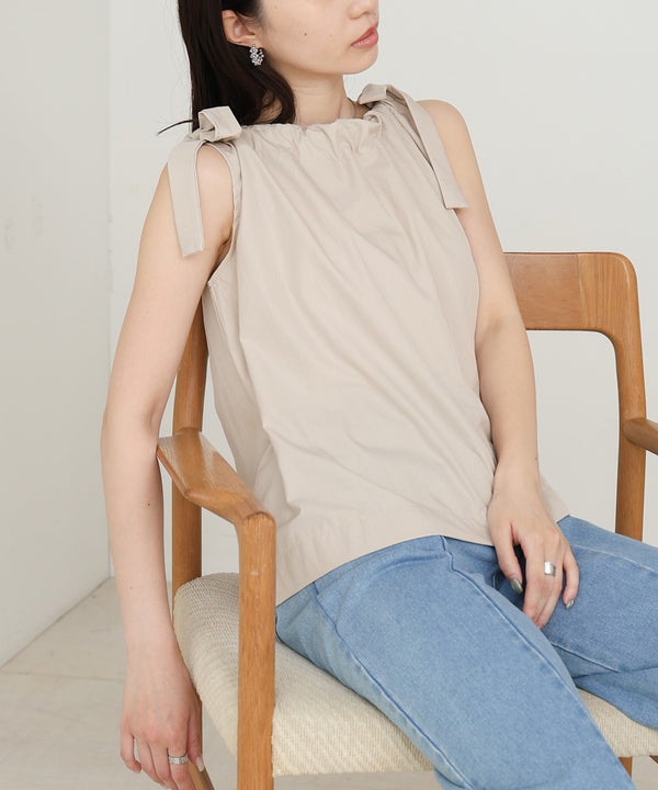 ショルダーリボンデザインブラウス