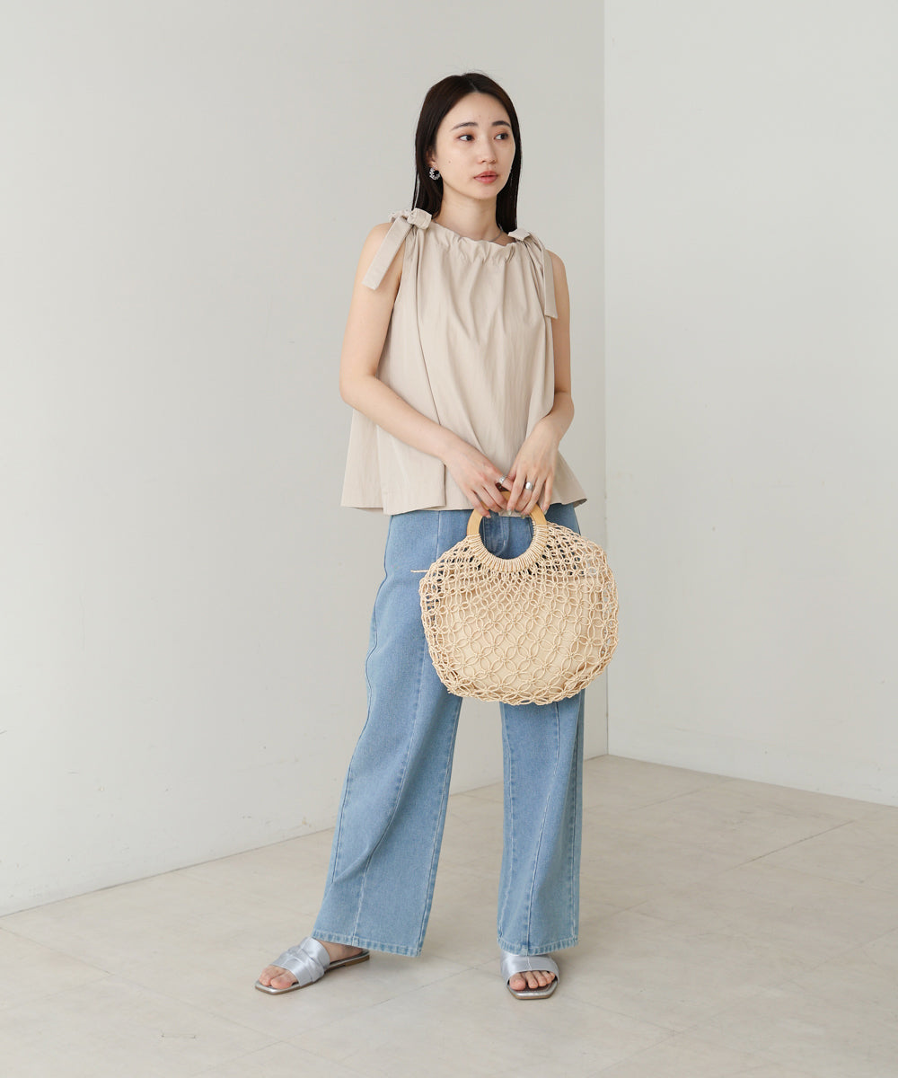 ショルダーリボンデザインブラウス