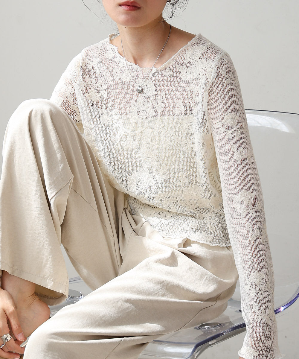 刺繍透かし編みトップス