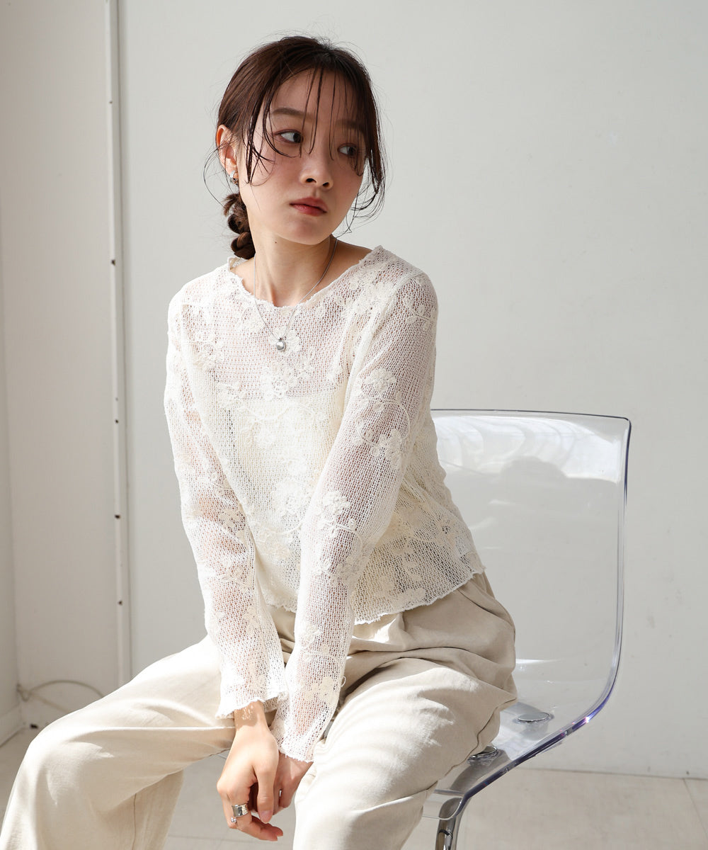 刺繍透かし編みトップス