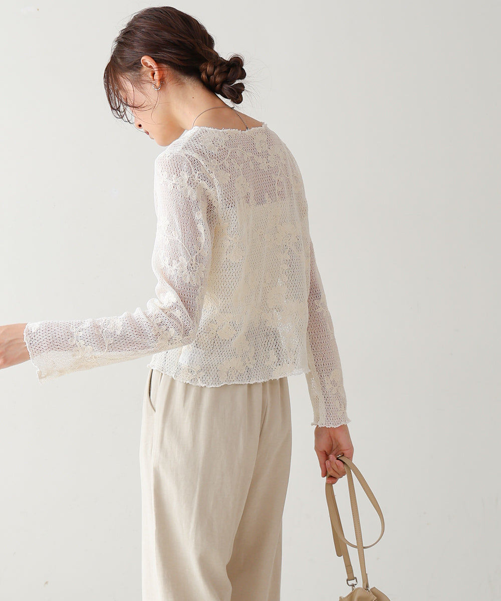 刺繍透かし編みトップス