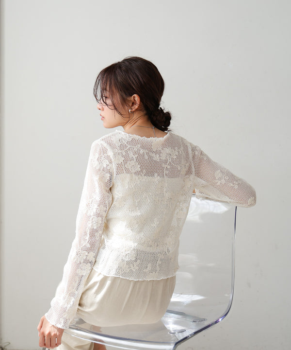 刺繍透かし編みトップス