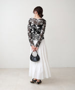 刺繍透かし編みトップス