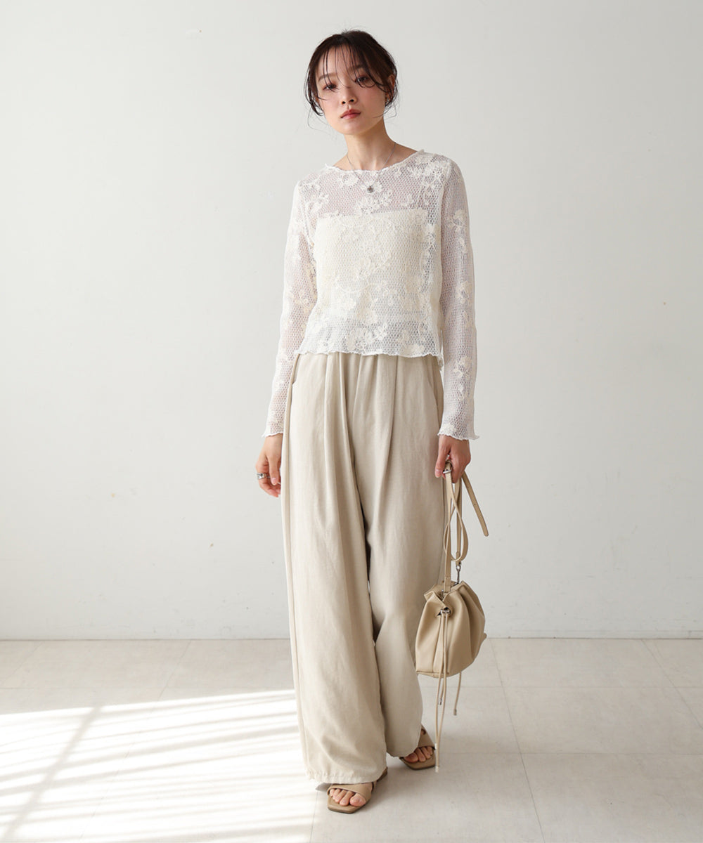 刺繍透かし編みトップス