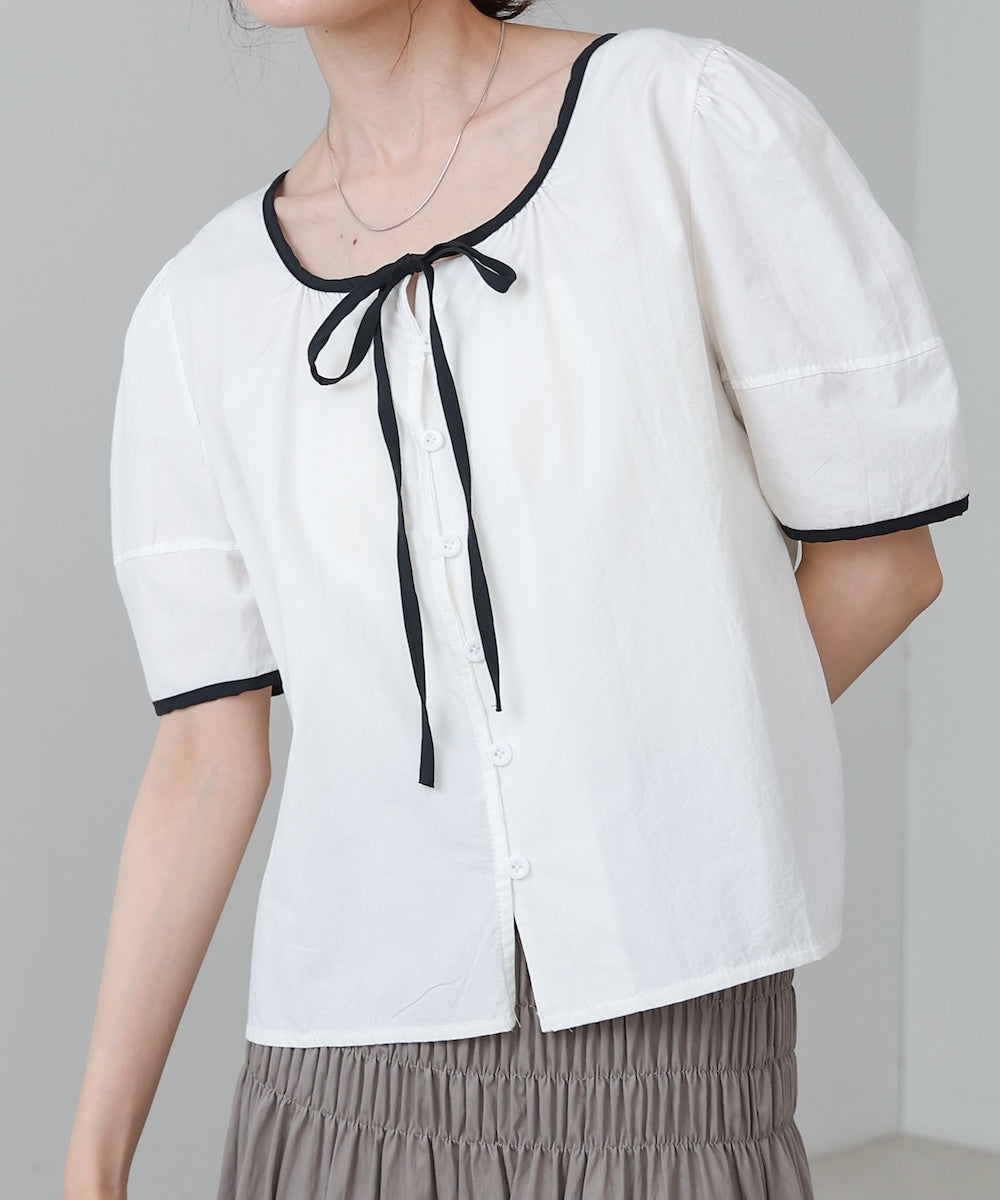パイピングリボンブラウス