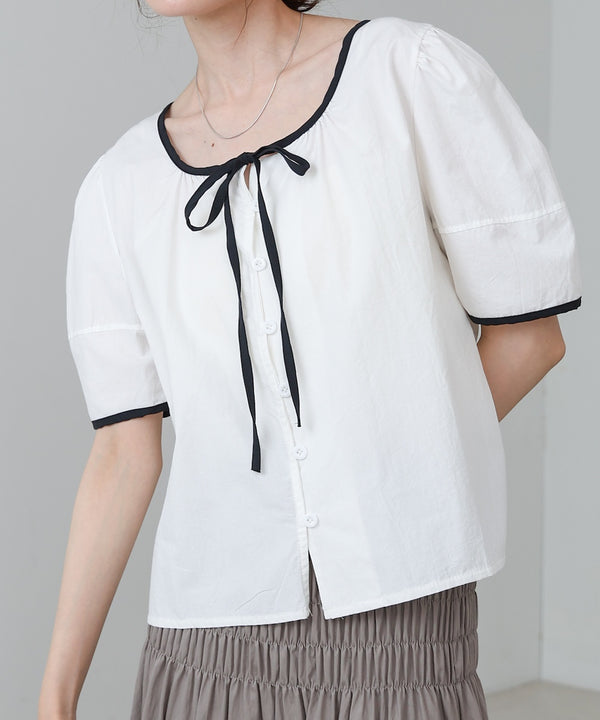 パイピングリボンブラウス