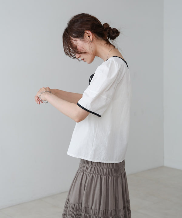 パイピングリボンブラウス