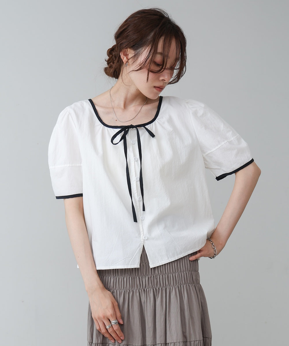 パイピングリボンブラウス