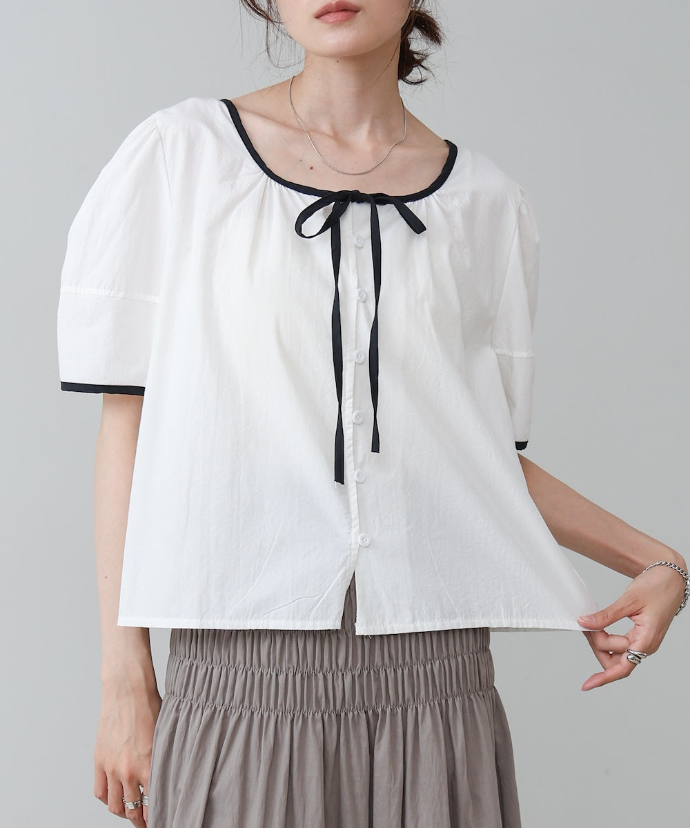 パイピングリボンブラウス