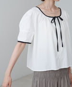 パイピングリボンブラウス