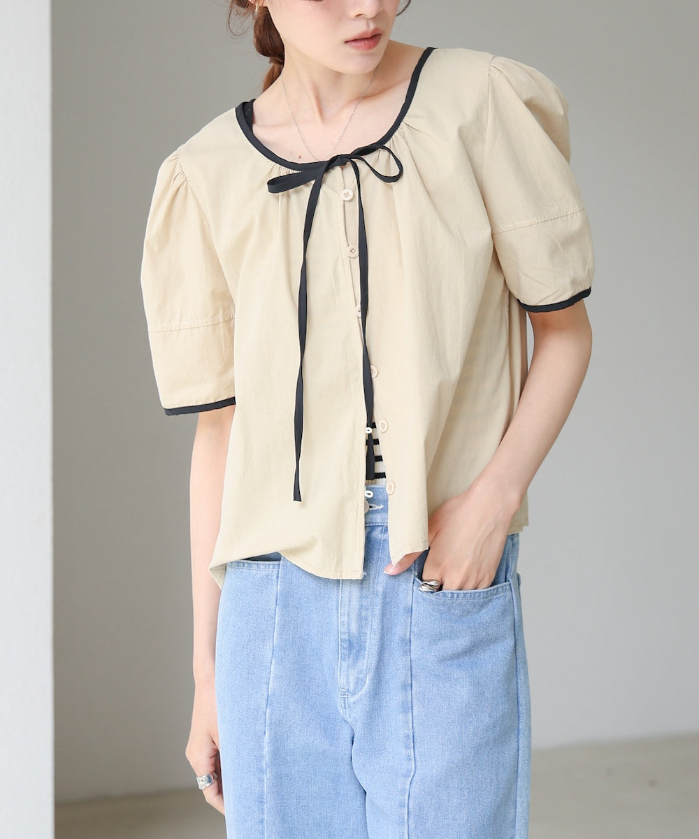 パイピングリボンブラウス