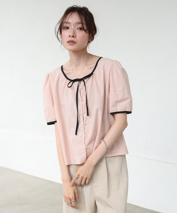 パイピングリボンブラウス