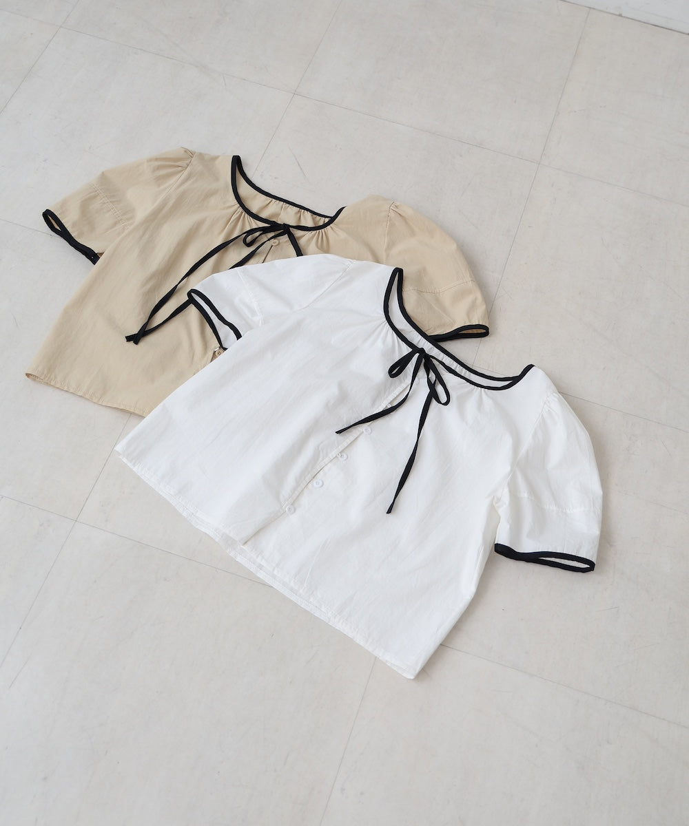 パイピングリボンブラウス