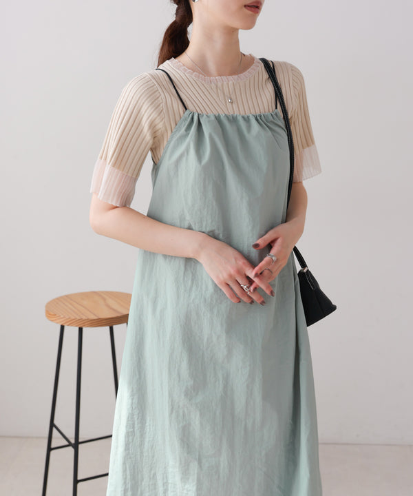 ストラップデザインキャミワンピース