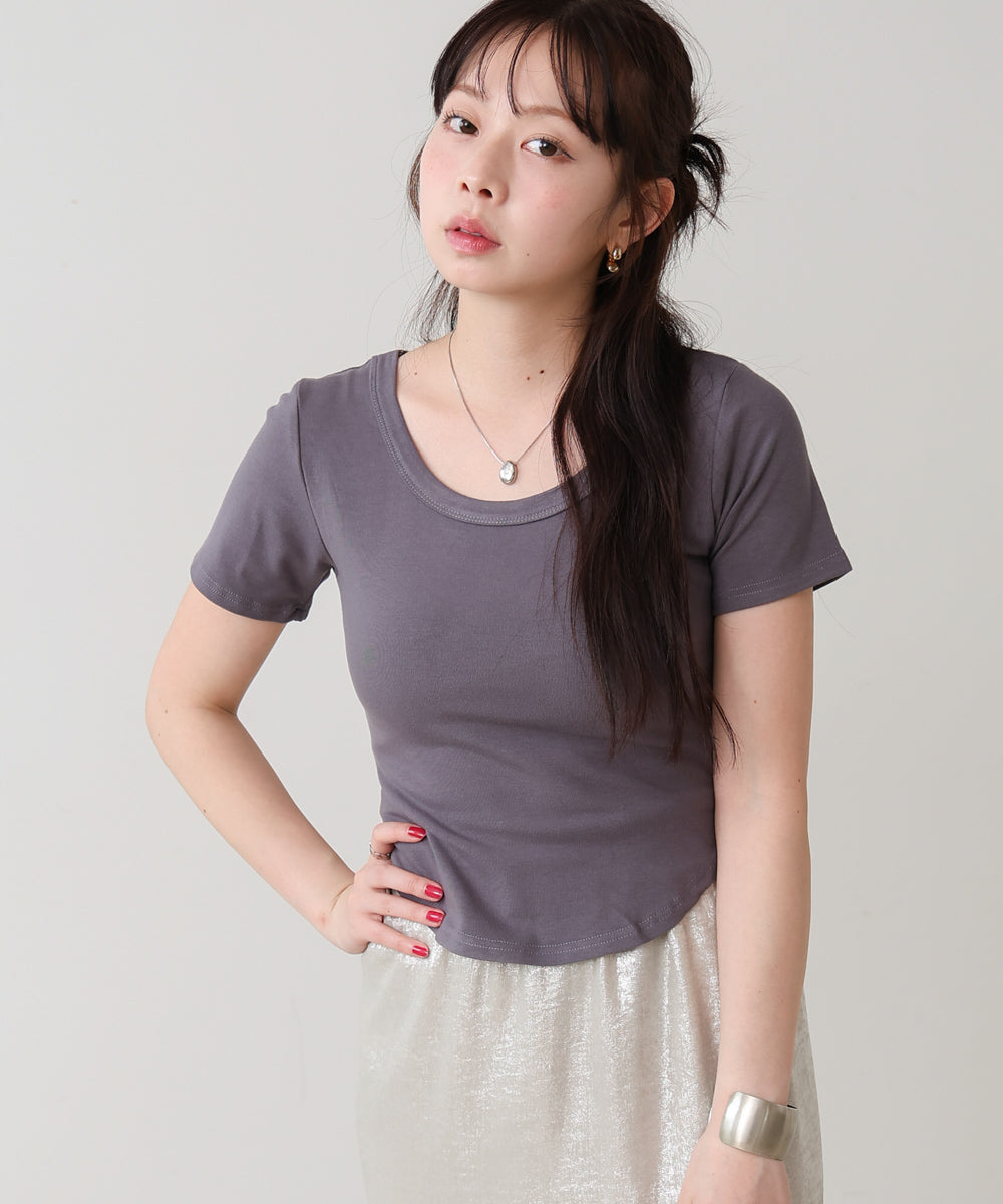 ラウンドヘムベーシックＴシャツ