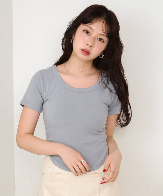 ラウンドヘムベーシックTシャツ