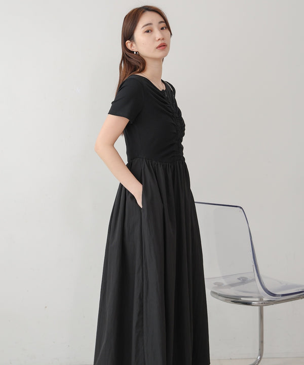 フロントギャザー異素材ドッキングワンピース