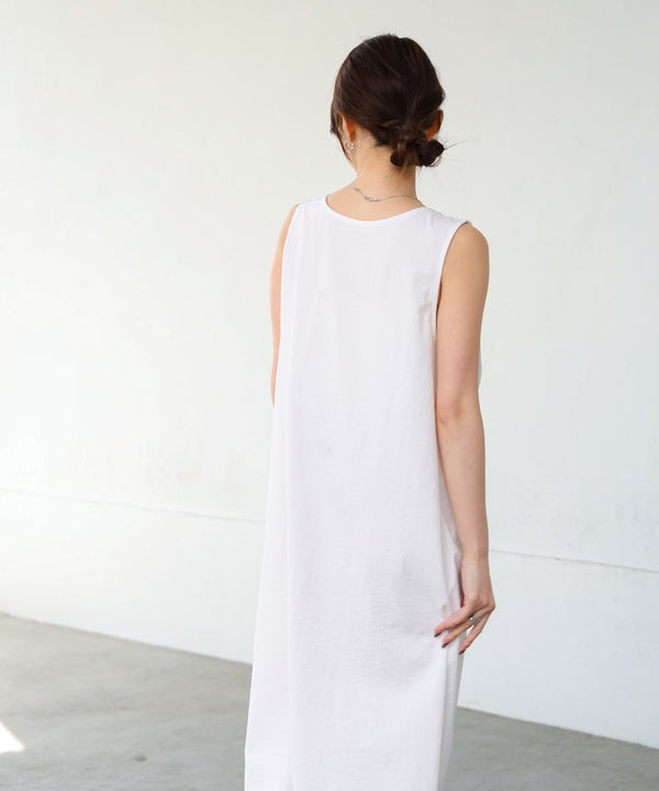 フロントねじりワンピース