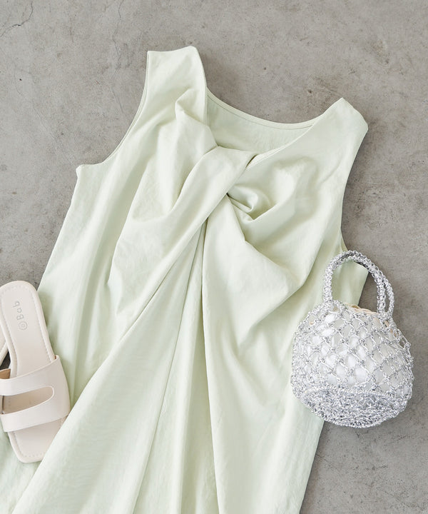 フロントねじりワンピース