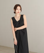 フロントねじりワンピース