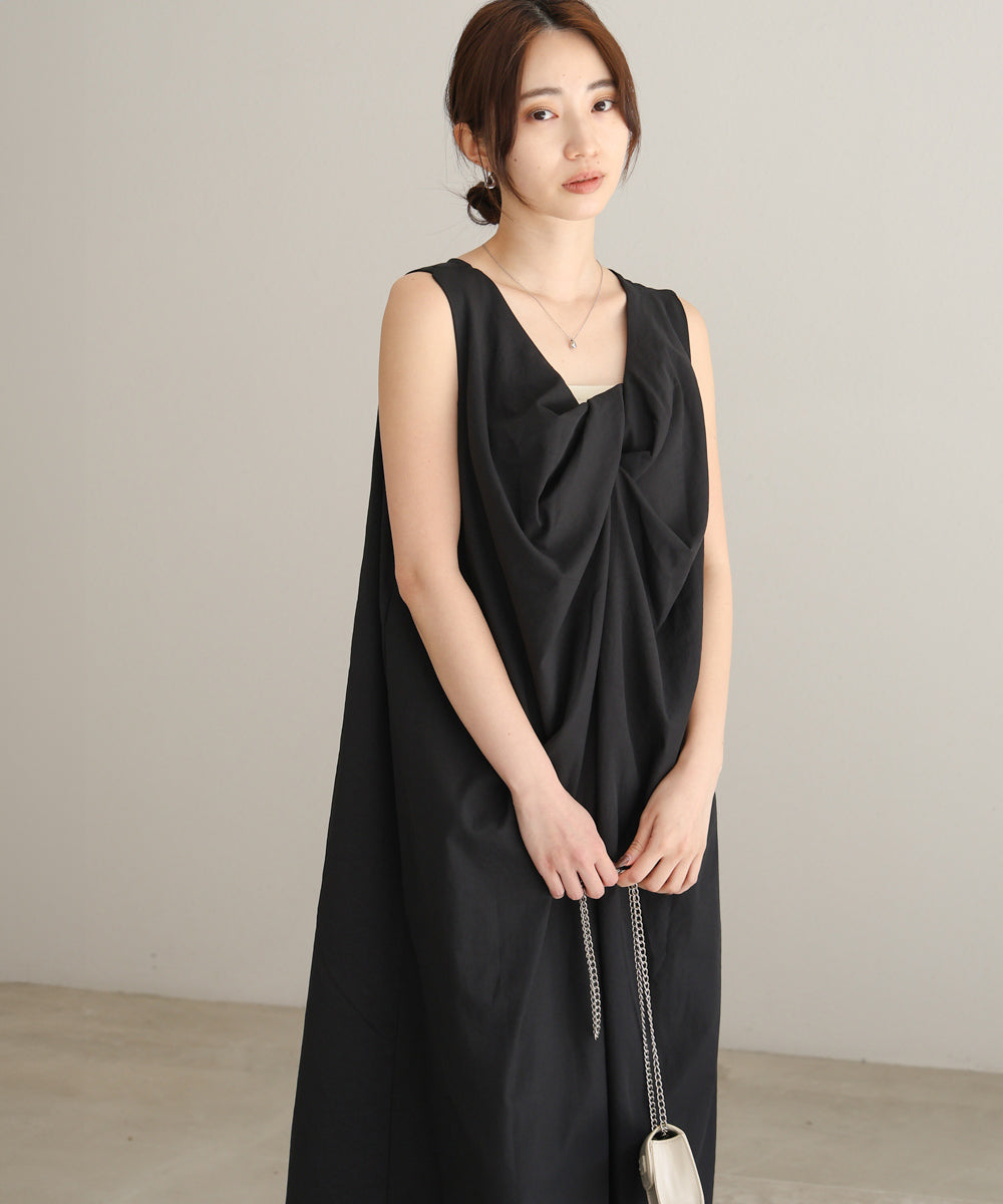 フロントねじりワンピース