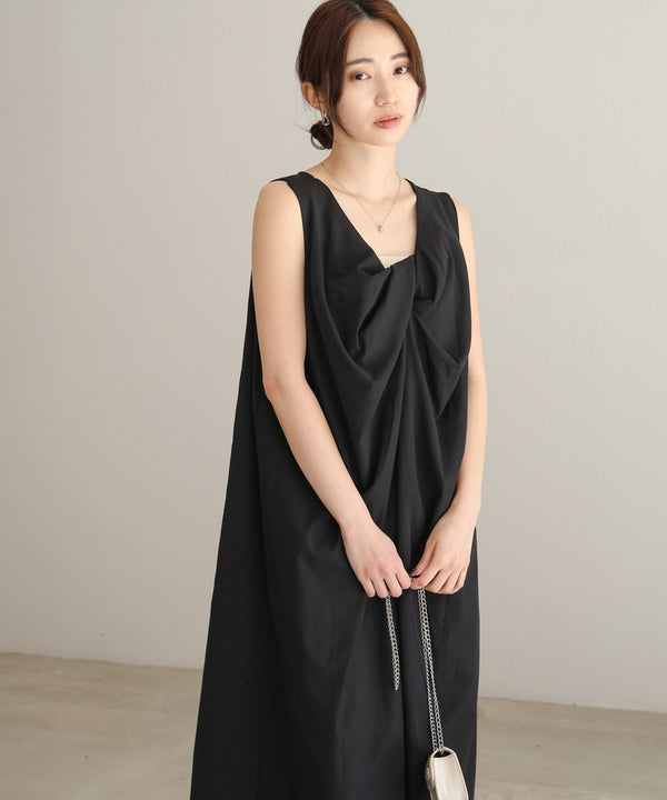 フロントねじりワンピース