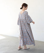 バルーン袖ミドル丈プリントワンピース