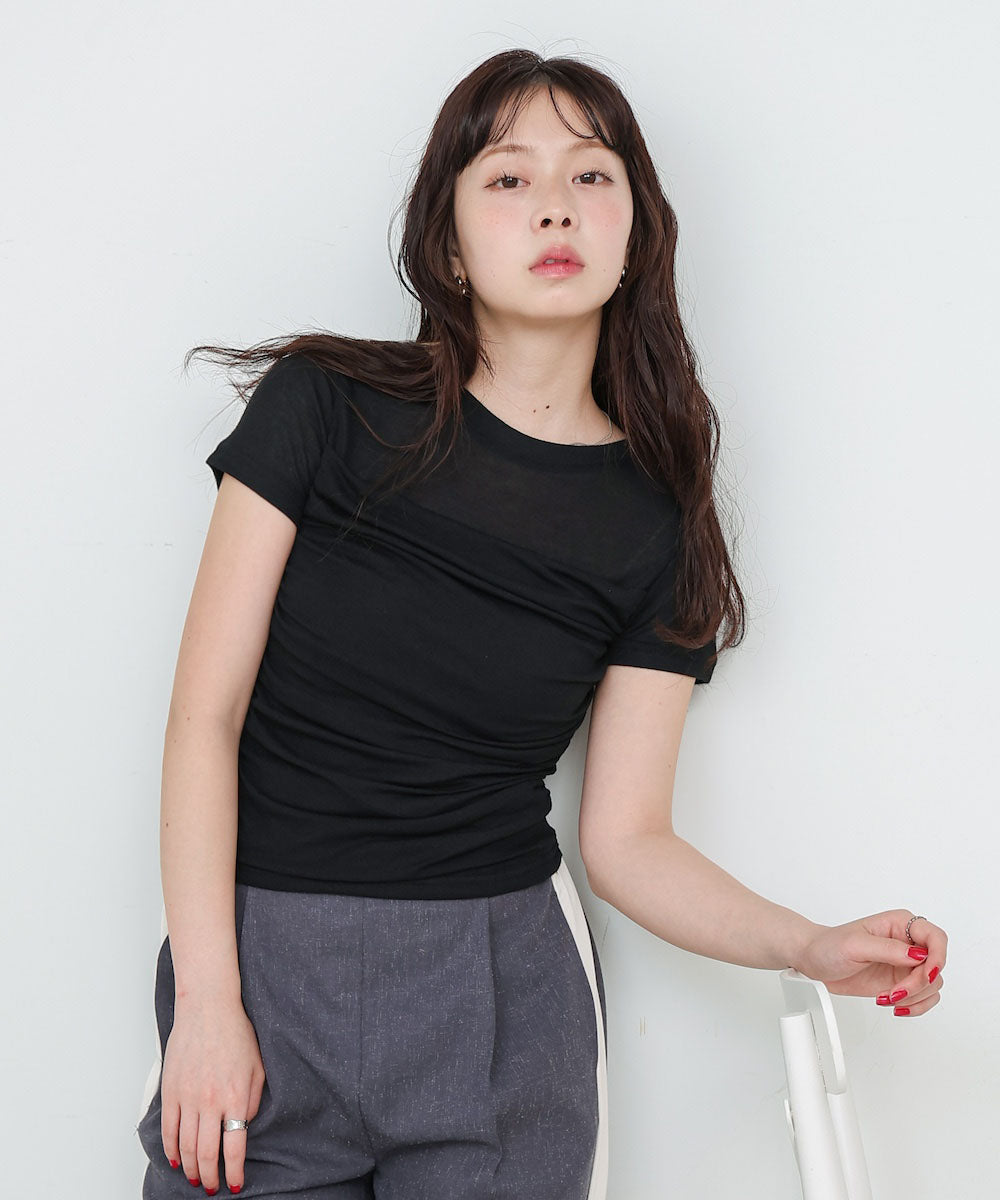 ドレープニットトップス