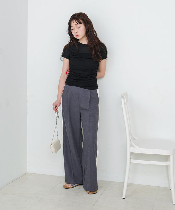 ドレープニットトップス