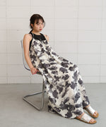 アートフラワー柄キャミワンピース