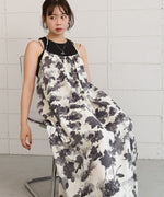 アートフラワー柄キャミワンピース