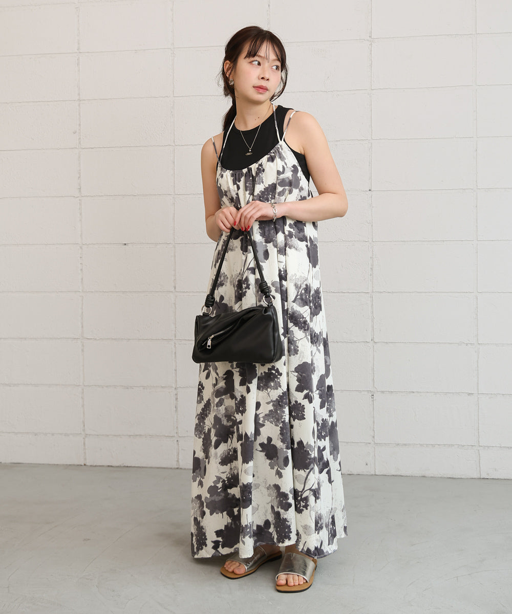 アートフラワー柄キャミワンピース