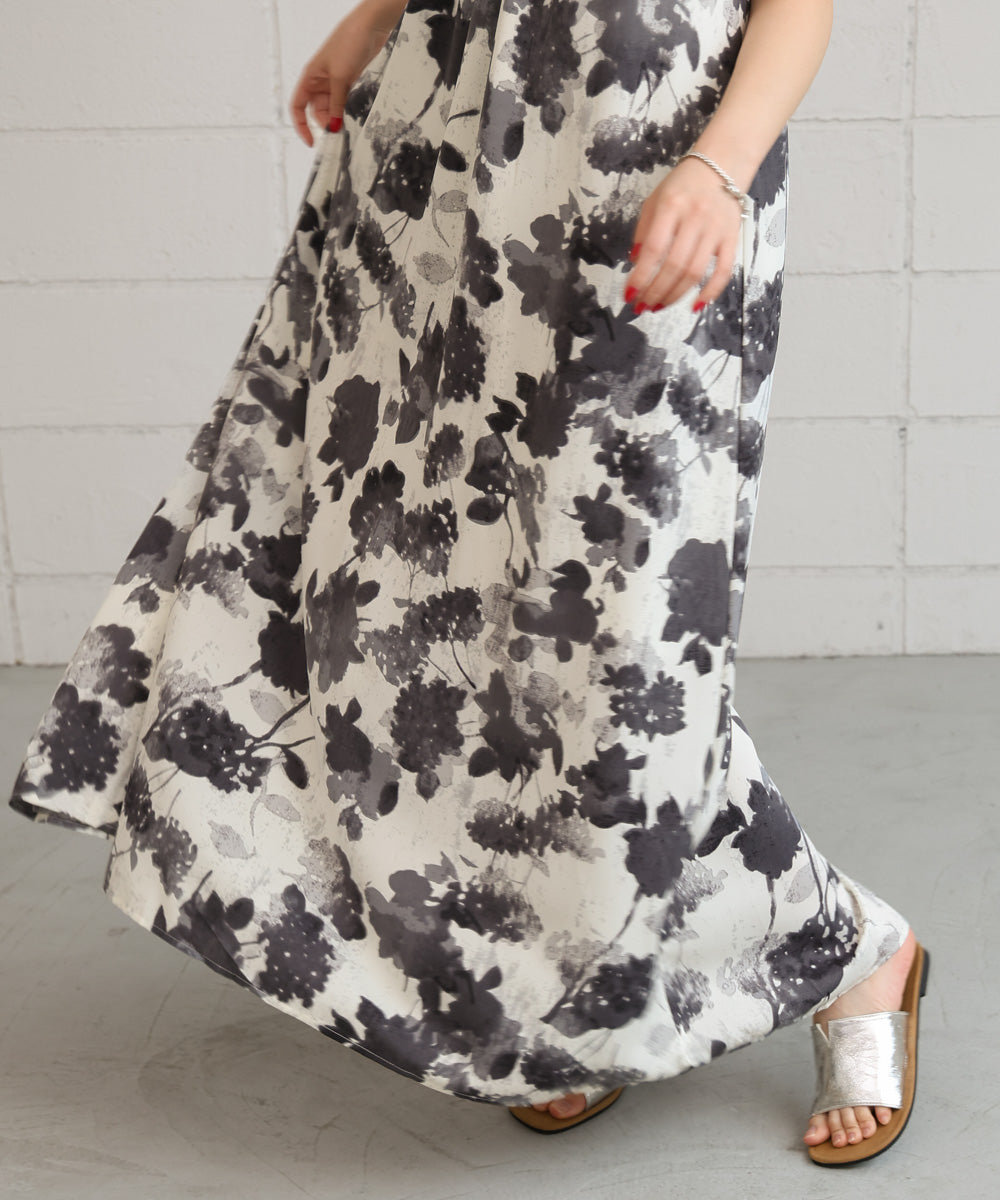 アートフラワー柄キャミワンピース