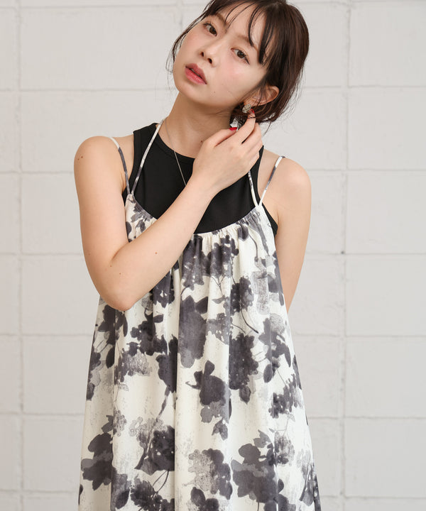 アートフラワー柄キャミワンピース