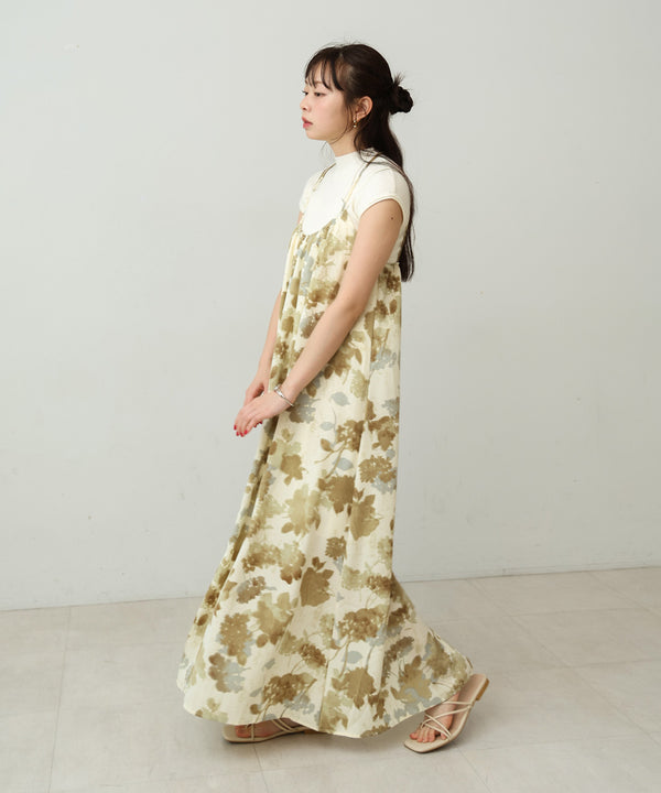 アートフラワー柄キャミワンピース