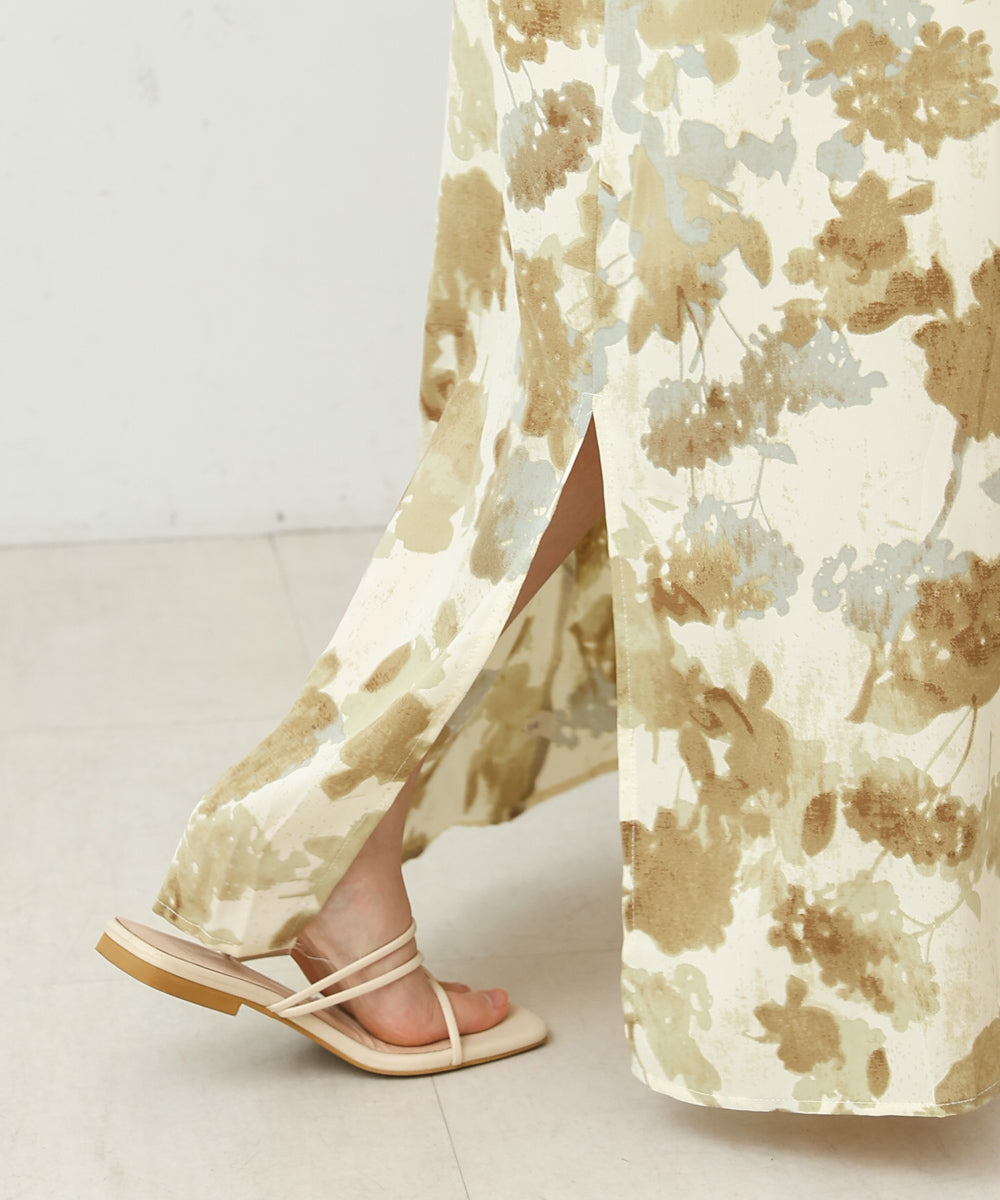 アートフラワー柄キャミワンピース