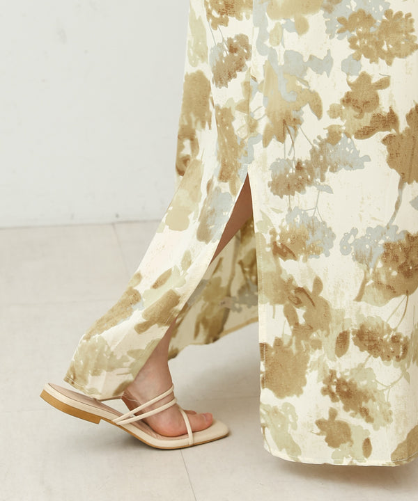 アートフラワー柄キャミワンピース