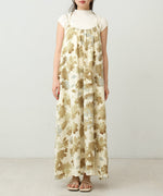 アートフラワー柄キャミワンピース