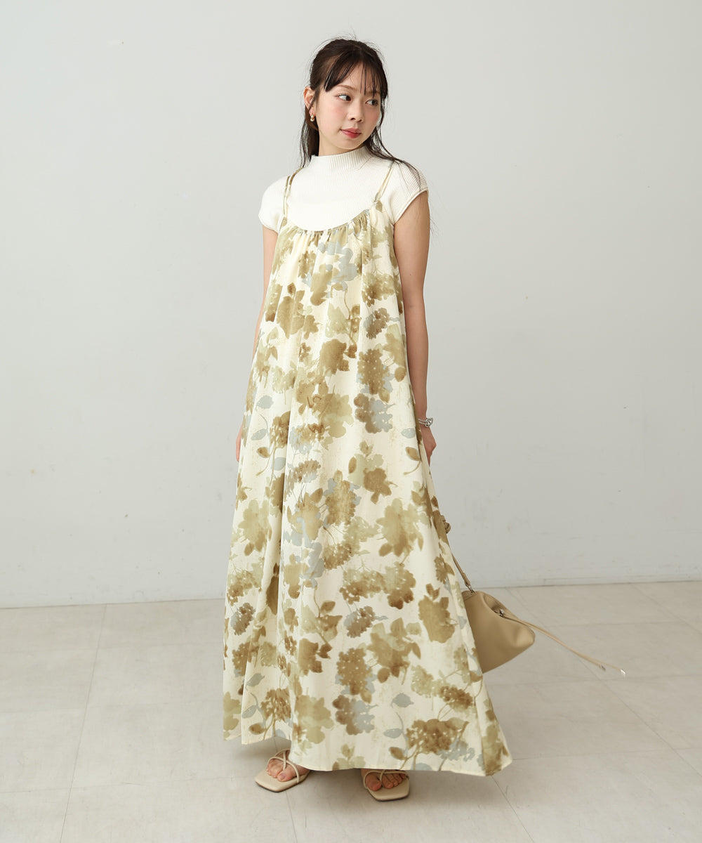 アートフラワー柄キャミワンピース