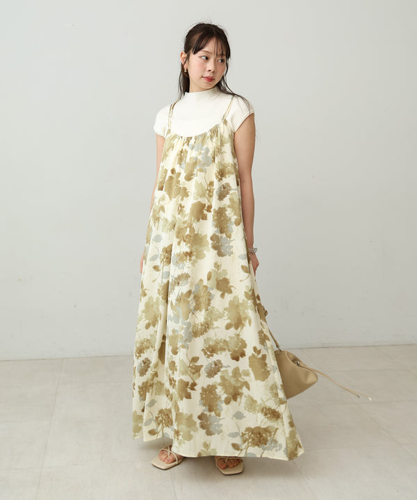 アートフラワー柄キャミワンピース