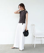 タイ付きコンパクトトップス