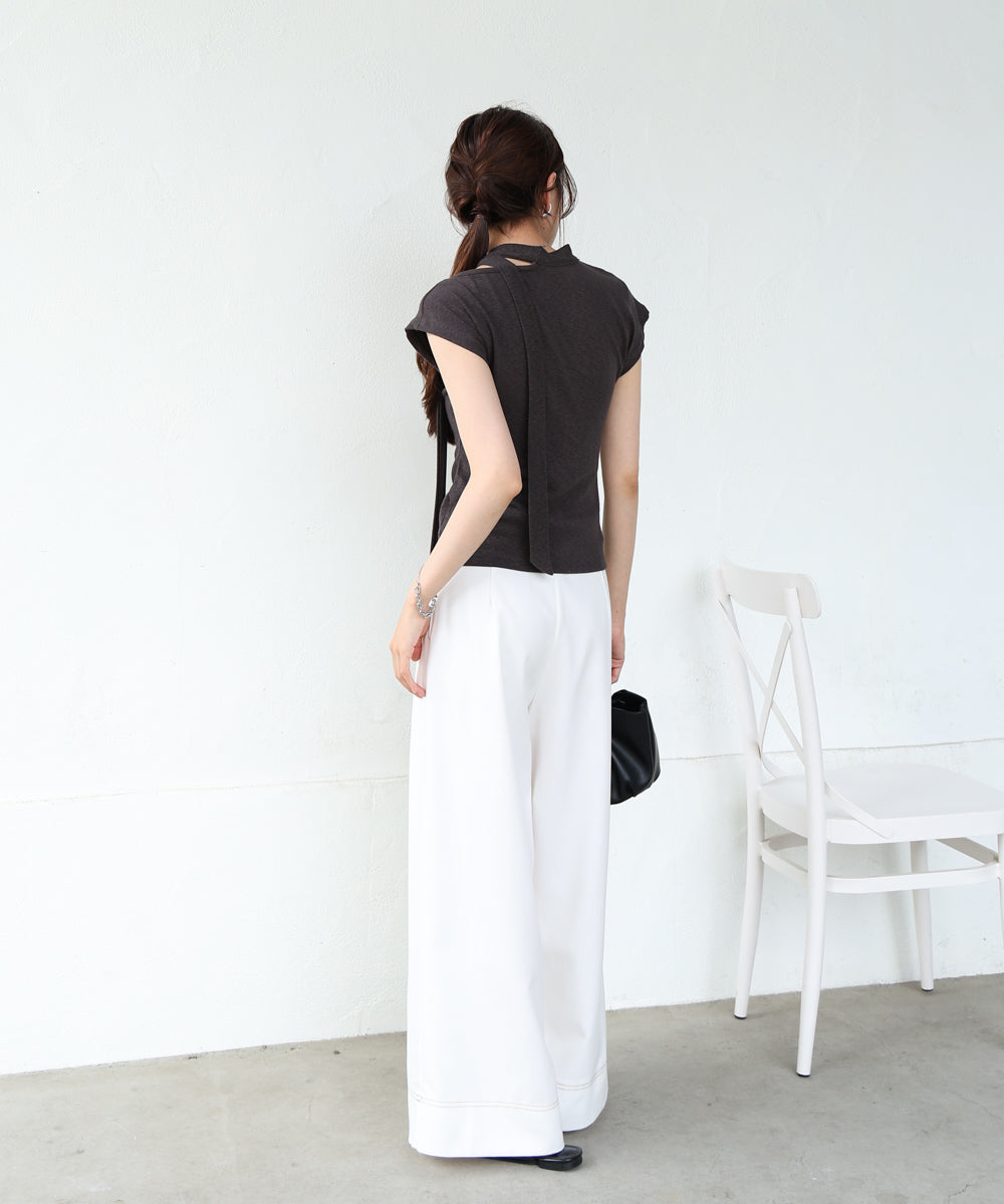 タイ付きコンパクトトップス