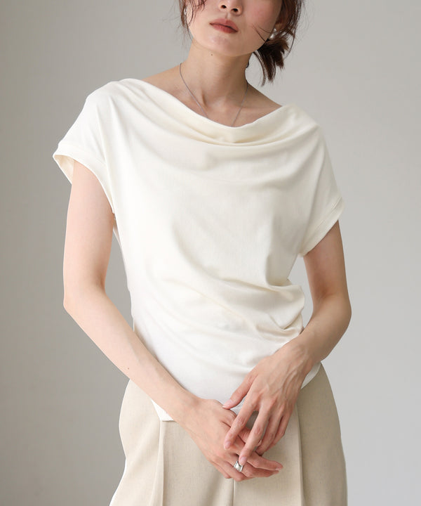 ドレープコンパクトトップス