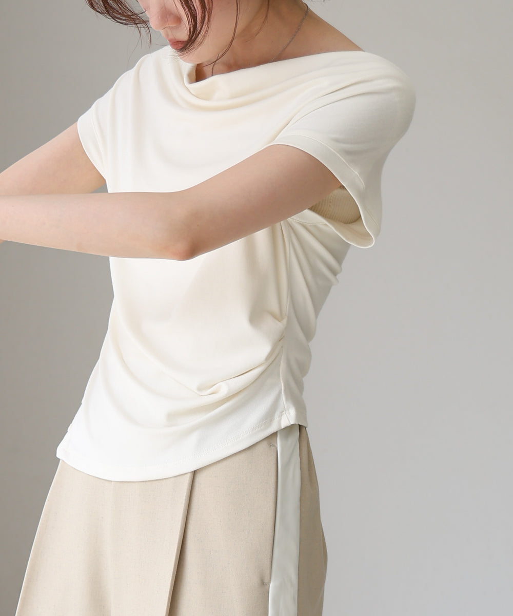 ドレープコンパクトトップス