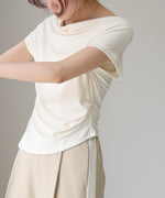 ドレープコンパクトトップス